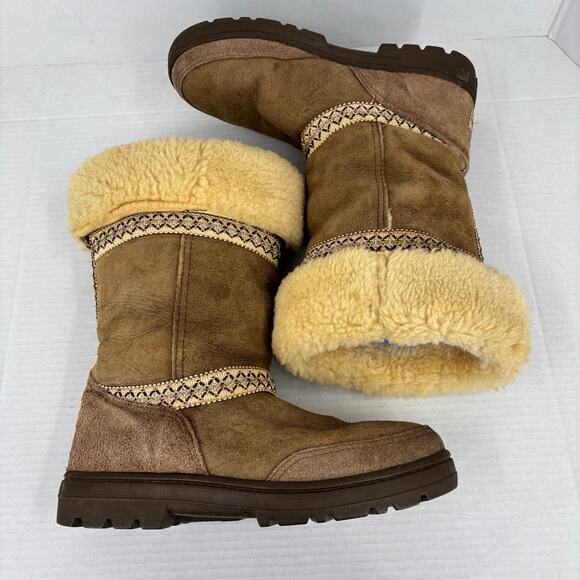 UGG Sundance Boots Size 9 Brown Genuine Leather Pure Wool Lining Fold Over - Picture 6 of 11